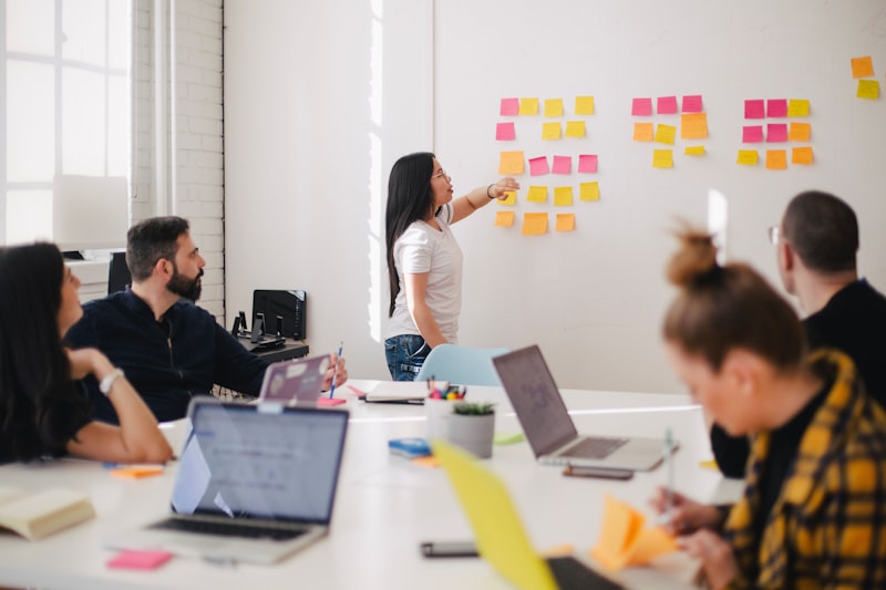 AI analyzing social media content gaps for outreach personalization